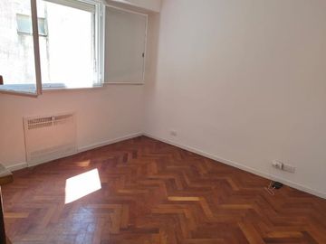 Departamento de 2 amb reciclado en Floresta