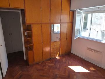 Departamento de 2 amb reciclado en Floresta