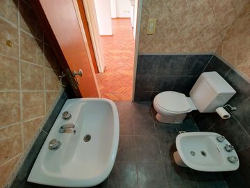 Depto 2 amb en venta San Martin centro con cochera