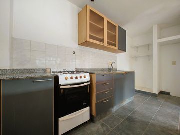 Depto 2 amb en venta San Martin centro con cochera