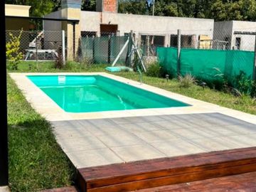 Vta de Casa 3 amb, pileta, parrilla y Jardín