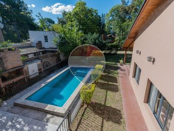 Casa Quinta en venta en Club Náutico Ubajay