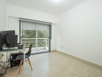 VENTA DPTO 5 AMB CON COCHERA