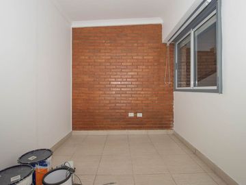 VENTA DPTO 5 AMB CON COCHERA