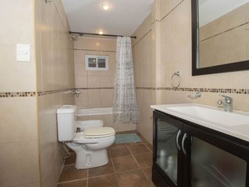 VENTA DPTO 5 AMB CON COCHERA