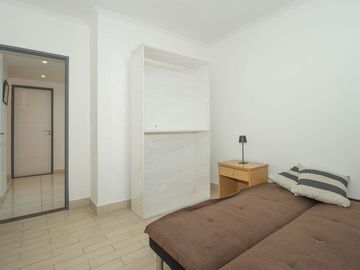 VENTA DPTO 5 AMB CON COCHERA