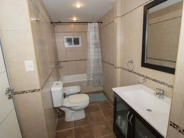 VENTA DPTO 5 AMB CON COCHERA