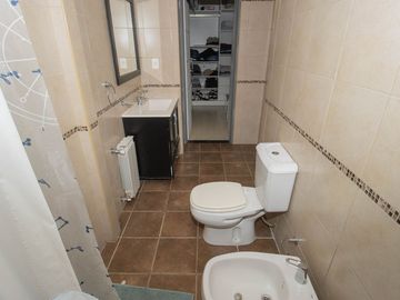 VENTA DPTO 5 AMB CON COCHERA