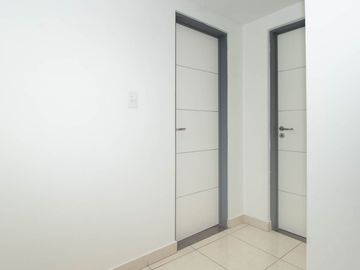 VENTA DPTO 5 AMB CON COCHERA