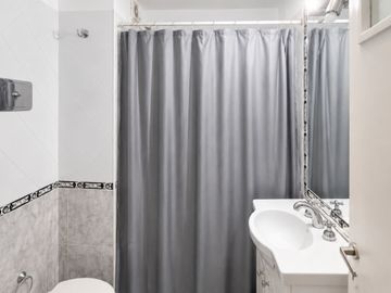 VENTA! SEMIPISO 2 DORMITORIOS  BARRIO ABASTO