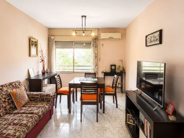 VENTA! SEMIPISO 2 DORMITORIOS  BARRIO ABASTO