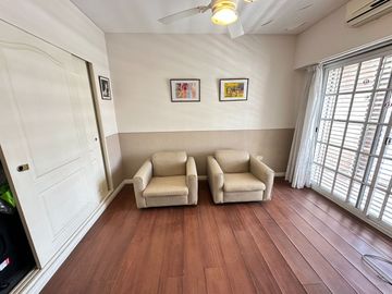 Casa en venta 5 Amb en Villa Sarmiento  c/pileta