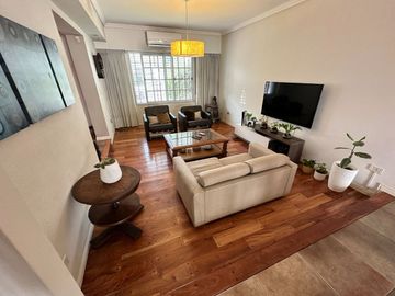 Casa en venta 5 Amb en Villa Sarmiento  c/pileta