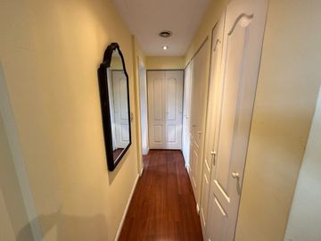 Casa en venta 5 Amb en Villa Sarmiento  c/pileta