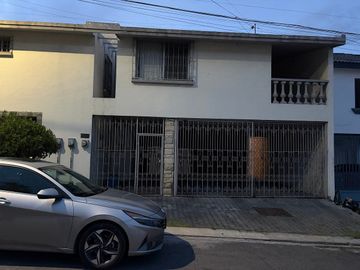 DEPARTAMENTO EN RENTA CUMBRES 3er SECTOR