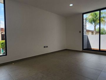 CASA EN RENTA EN JARDINES DE ZAVALETA
