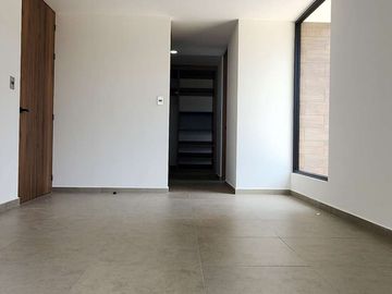 CASA EN RENTA EN JARDINES DE ZAVALETA