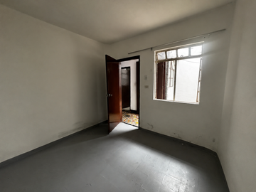 Casa en venta de 7 hab. en La Granja, Bogotá