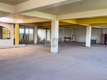 Bodega comercial en renta en Santa María Tulantongo, Texcoco, México