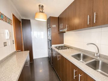 Venta departamento amplio e iluminado de 3 dormitorios con vista al mar