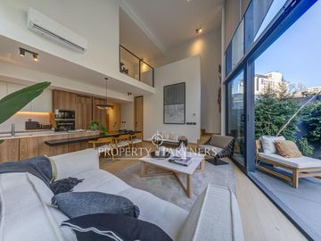 Dúplex Nuevo con Gran Patio Privado. Isidora Goyenechea, Las Condes