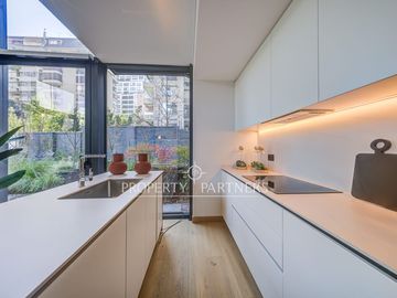 Dúplex Nuevo con Gran Patio Privado. Isidora Goyenechea, Las Condes