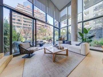 Dúplex Nuevo con Gran Patio Privado. Isidora Goyenechea, Las Condes