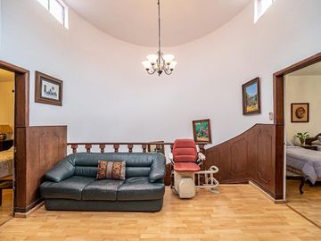 CASA EN VENTA EN COLONIA NARVARTE