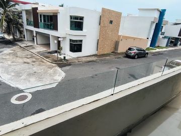 Casa en venta en Veracruz con doble sombra Fracc. Lomas del Mar