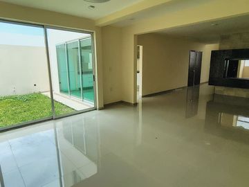 Casa en venta en Veracruz con doble sombra Fracc. Lomas del Mar