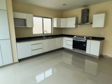 Casa en venta en Veracruz con doble sombra Fracc. Lomas del Mar