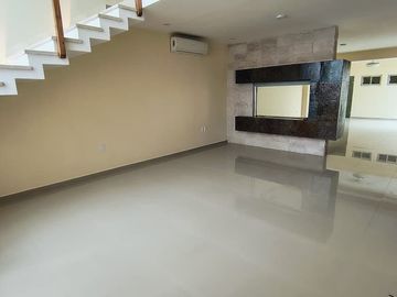 Casa en venta en Veracruz con doble sombra Fracc. Lomas del Mar