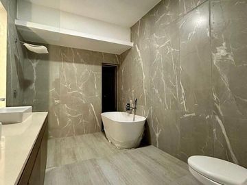 CASA EN RENTA/VENTA EN CUTZAM YUCATAN COUNTRY CLUB