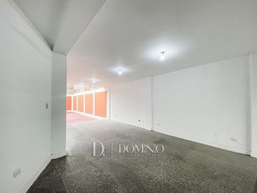 Local en zona comercial en La Molina