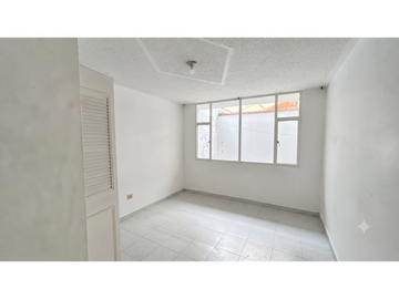 SE ARRIENDA APARTAMENTO EN BALMORAL