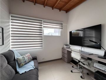 (A1.5) VENTA DE CASA EN EL RETIRO