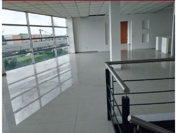 SE ARRIENDA BODEGA EN PARQUE INDUSTRIAL MOSQUERA