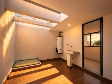 Casa  en venta en Lomas de Angelopolis III, frente al chedraui 4 recamaras.