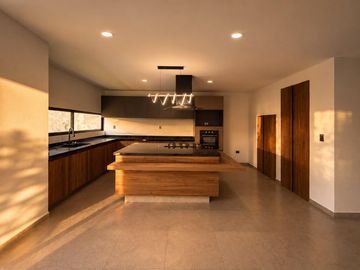 Casa en venta en Lomas de Angelopolis III, Cascatta, Puebla 5 recamaras.