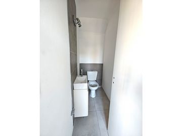 CASA EN ALQUILER - DUPLEX - CON PATIO INDEPENDIENTE