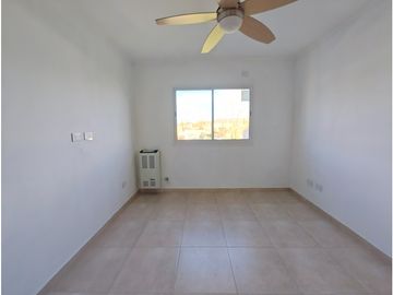 CASA EN ALQUILER - DUPLEX - CON PATIO INDEPENDIENTE