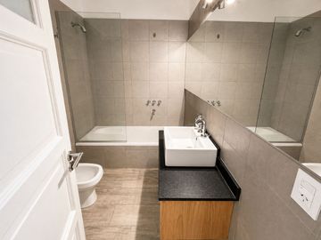 VENTA DEPARTAMENTO DÚPLEX RECICLADO QUINTA SECCIÓN