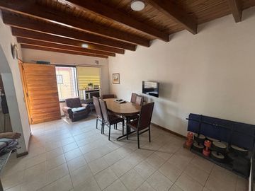 Venta departamento 1 dorm + cochera 4ta Secc Oeste
