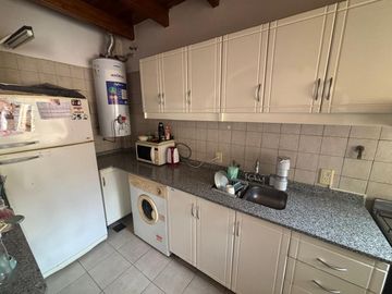 Venta departamento 1 dorm + cochera 4ta Secc Oeste