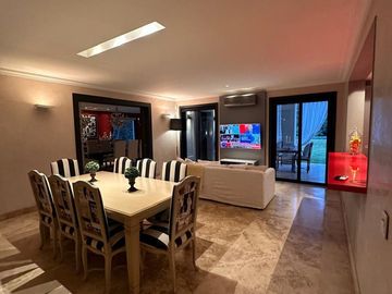 Espectacular casa en venta en Barrio Pueyrredón