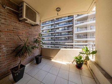 VENTA SEMIPISO CON BALCON 1 DORMITORIO ZONA RIO !!
