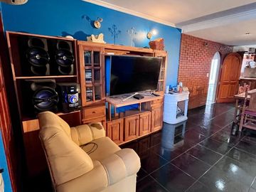 casa 6 amb venta en Lomas de Zamora