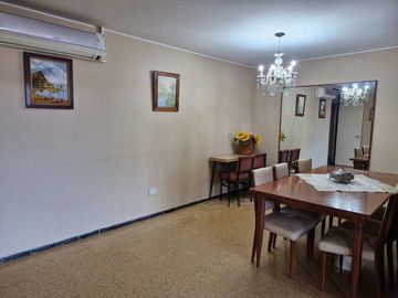 CASA EN VENTA BARRIO SUPE 3 DORM