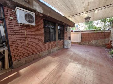 CASA EN VENTA BARRIO SUPE 3 DORM
