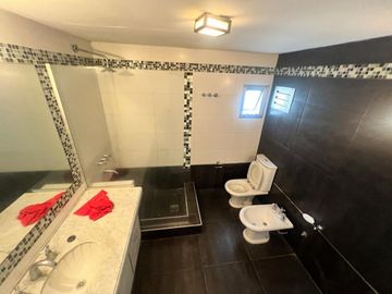 VENTA DEPARTAMENTO 4 DORMITORIOS ZONA RIO